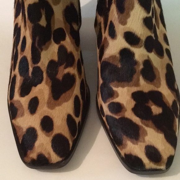 Sam Edelman Calf Hair Animal Print Booties NEW - Picture 4 of 9